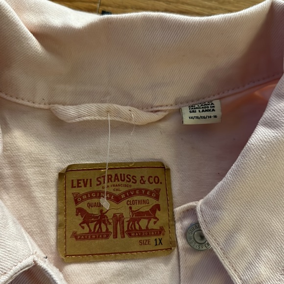Levis plus size pink jean jacket - Picture 2 of 4